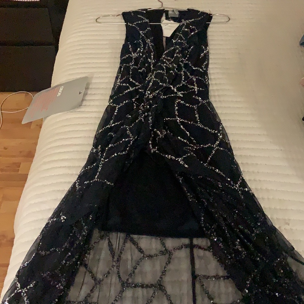 Dress - Picture 3 of 8